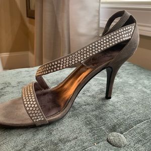 Cute cocktail heels size8